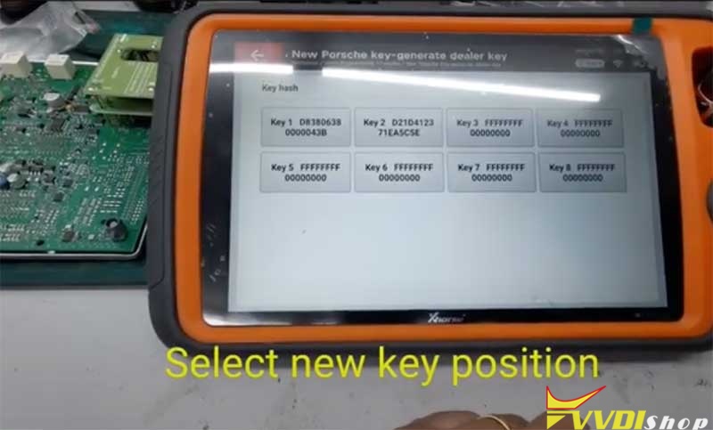 Xhorse VVDI Key Tool Plus and Porsche BCM Adapter  7